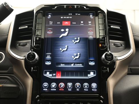 Used 2019 RAM 2500 Laramie AWD/4WD image 34