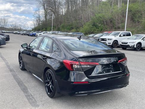 Used 2022 Honda Civic Sport image 3