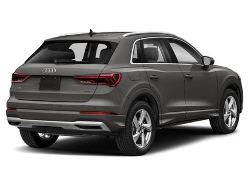 Used 2022 Audi Q3 2.0T Premium Plus w/ Premium Plus Package image 3