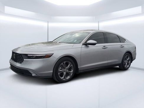 Used 2024 Honda Accord EX image 7