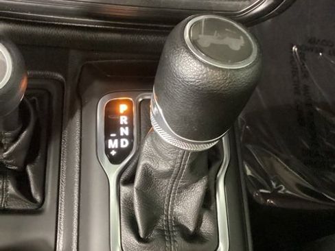 Used 2022 Jeep Wrangler Sport S image 20