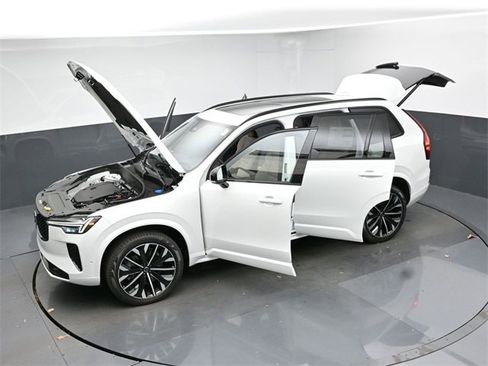 New 2026 Volvo XC90 B6 Ultra w/ Protection Package Premier image 53