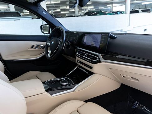 Certified 2024 BMW 330i Sedan w/ Convenience Package image 28