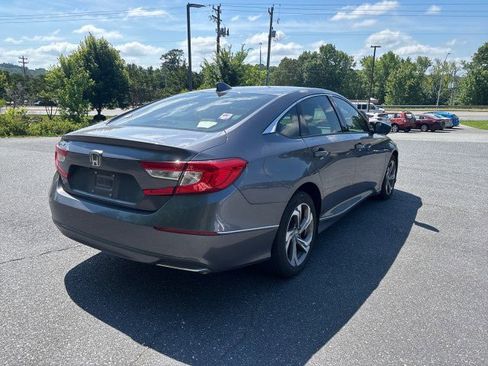 Used 2018 Honda Accord EX image 5