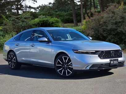 New 2025 Honda Accord Touring