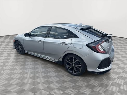 Used 2018 Honda Civic Sport image 7