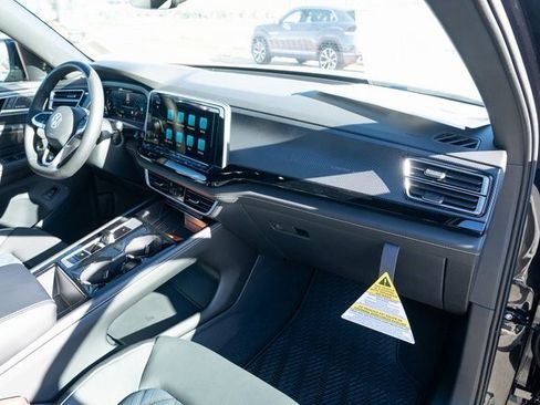 New 2026 Volkswagen Atlas Cross Sport SEL Premium R-Line image 40