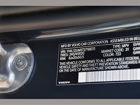 New 2026 Volvo XC40 B5 Ultra w/ Protection Package Premier image 34