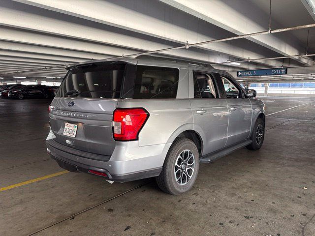 Used 2024 Ford Expedition XLT AWD/4WD image 3