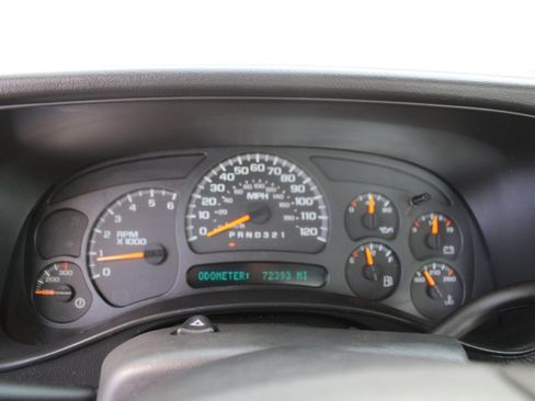 Used 2006 Chevrolet Silverado 3500 2WD Regular Cab image 9