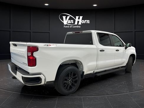 Used 2023 Chevrolet Silverado 1500 Custom AWD/4WD image 7