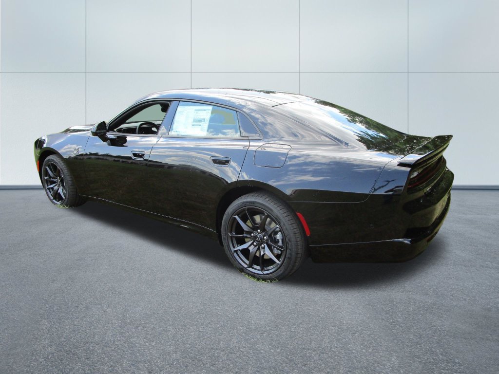 New 2027 Dodge Charger Scat Pack w/ Blacktop Package AWD/4WD image 4