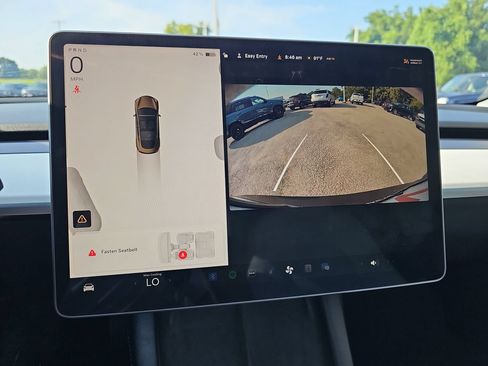 Used 2023 Tesla Model 3 Standard Range RWD image 23