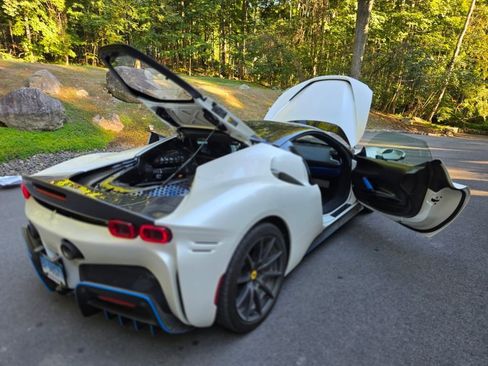 Used 2023 Ferrari SF90 Stradale image 14