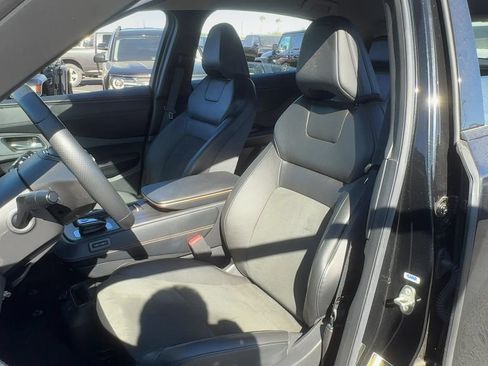 Used 2024 Nissan Ariya AWD image 11