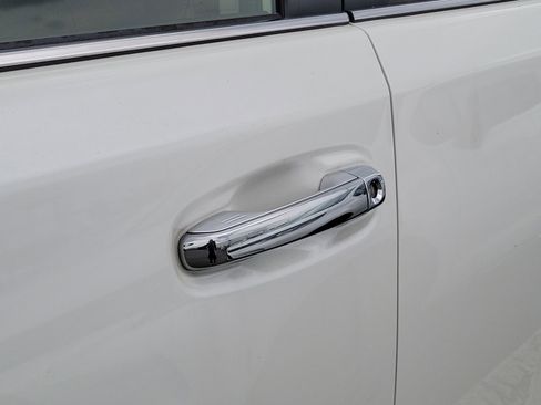 Used 2023 Toyota 4Runner Limited AWD/4WD image 6