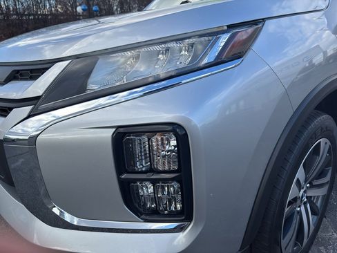 Used 2023 Mitsubishi Outlander Sport ES image 10