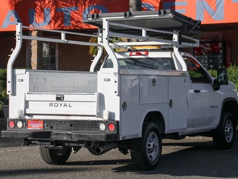 Used 2021 Chevrolet Silverado 2500 W/T image 8