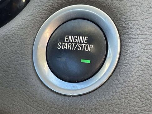 Used 2021 Cadillac XT5 Premium Luxury image 25