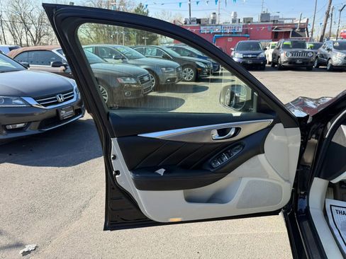 Used 2014 INFINITI Q50 2.0t w/ Moonroof Package image 15