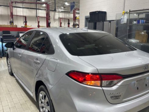 Used 2024 Toyota Corolla LE image 41