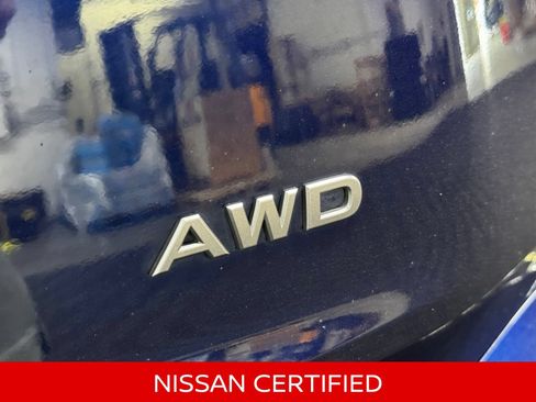 Certified 2025 Nissan Rogue SV AWD/4WD image 9