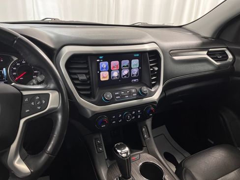 Used 2019 GMC Acadia SLT w/ LPO, Black Accent Package AWD/4WD image 20