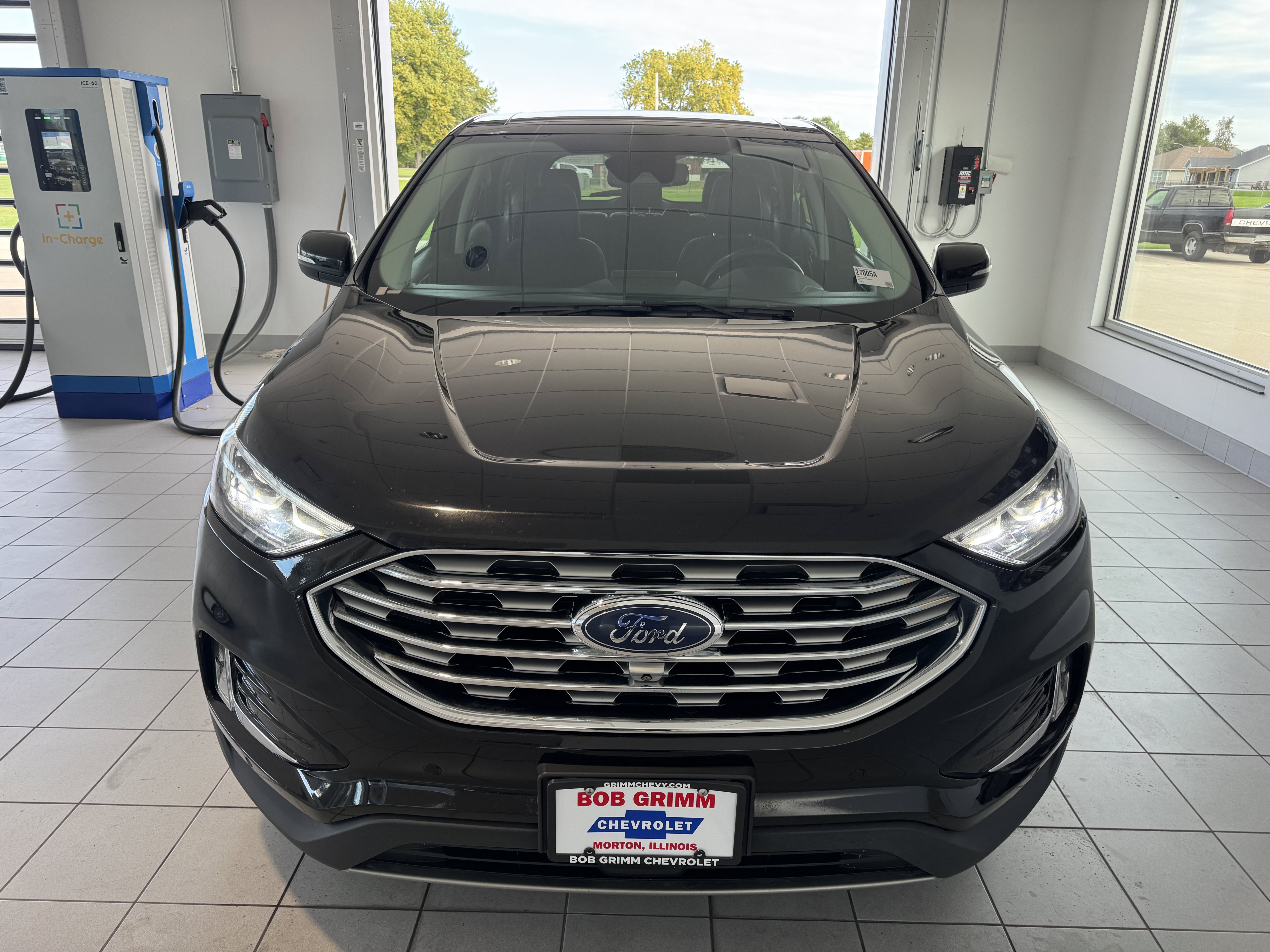 Used 2022 Ford Edge Titanium w/ Equipment Group 301A AWD/4WD image 5