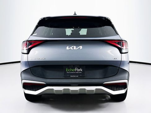 Used 2025 Kia Sportage LX image 7