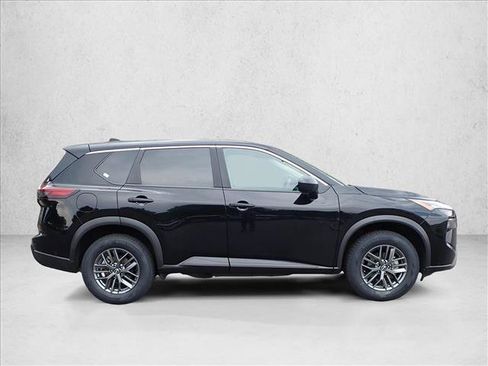 Used 2024 Nissan Rogue S AWD/4WD image 9