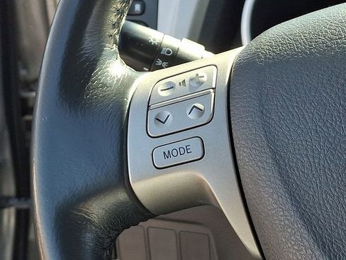 Used 2009 Pontiac Vibe GT image 23