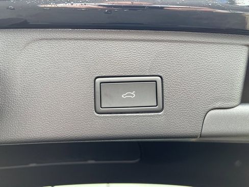 New 2026 Volkswagen Atlas Cross Sport SE image 16