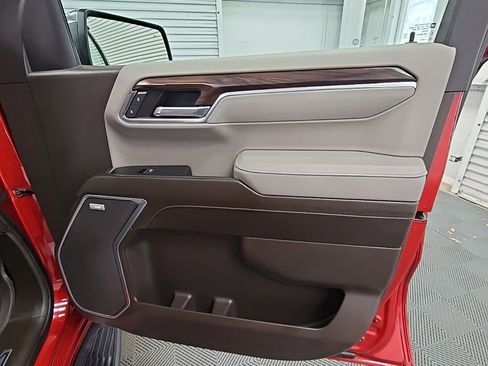 Used 2024 GMC Sierra 1500 SLT w/ SLT Premium Plus Package image 41