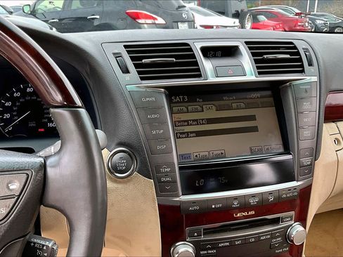 Used 2012 Lexus LS 460 AWD image 5