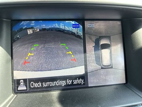 Used 2019 Nissan Pathfinder SL AWD/4WD image 25