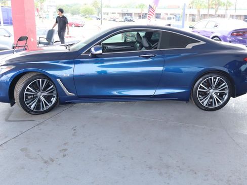 Used 2019 INFINITI Q60 3.0t Luxe w/ Essential Package AWD/4WD image 8