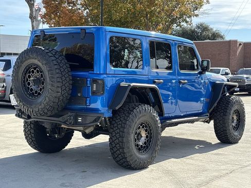 Used 2024 Jeep Wrangler Unlimited Rubicon image 3