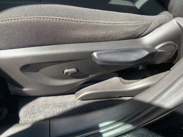 Used 2020 Chevrolet Trax LT AWD/4WD image 15