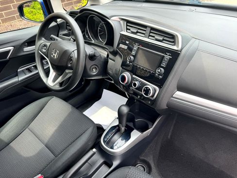 Used 2020 Honda Fit LX image 4