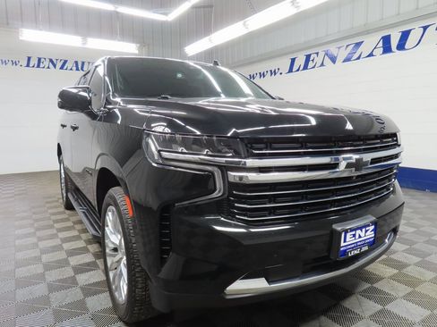 Used 2024 Chevrolet Tahoe LT image 3