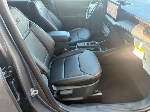 New 2025 Ford Maverick Lobo image 15