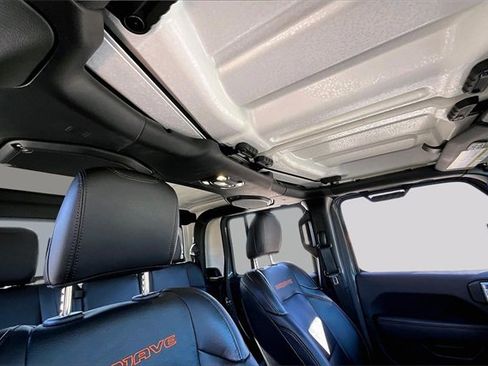 Used 2021 Jeep Gladiator Mojave image 26