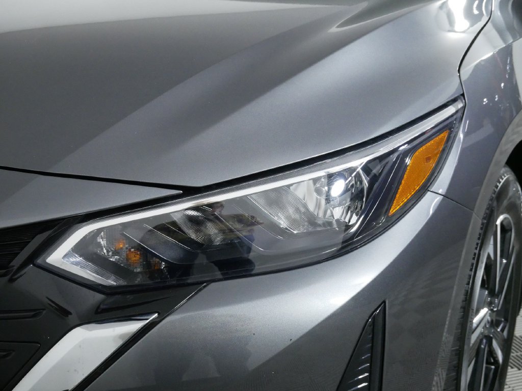 Used 2025 Nissan Sentra SV w/ All-Weather Package FWD image 14
