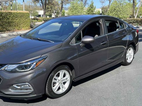 Used 2017 Chevrolet Cruze LT w/ RS Package FWD image 66