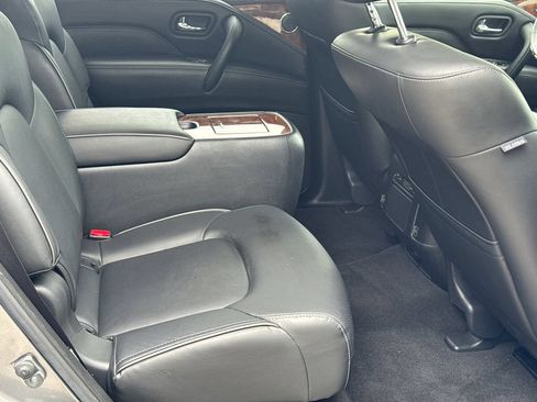Used 2019 INFINITI QX80 Luxe w/ All-Season Package RWD image 15