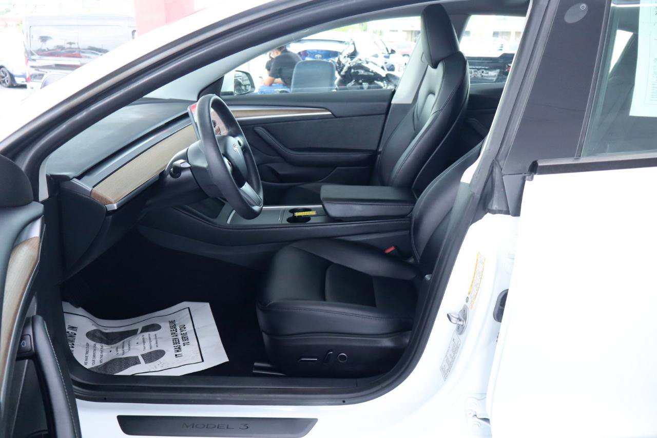 Used 2023 Tesla Model 3 Standard Range RWD image 15