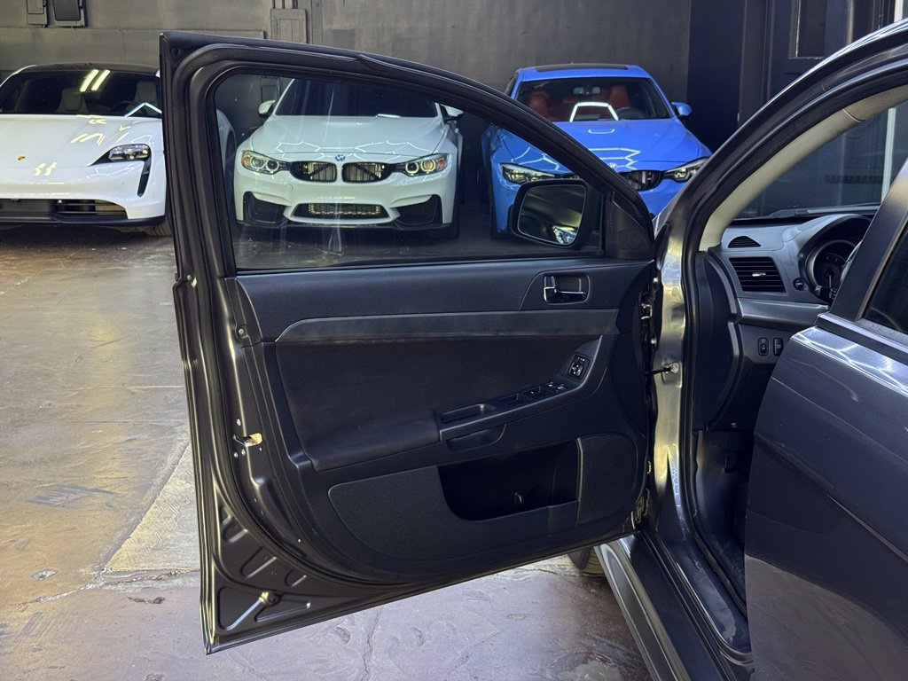 Used 2010 Mitsubishi Lancer Evolution SE AWD/4WD image 14