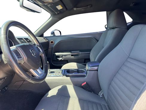 Used 2012 Dodge Challenger SXT RWD image 15