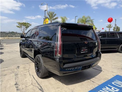 Used 2019 Cadillac Escalade ESV Premium Luxury RWD image 62