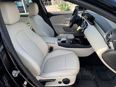 Used 2022 Mercedes-Benz A 220 image 6